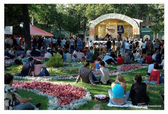 XXI. MOSCOW INTERNATIONAL FESTIVAL "JAZZ IN EREMITAGE GARDEN"